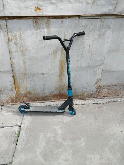 Самокат-трюковой.