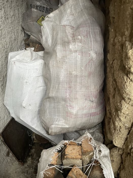 Чували с дърва за огрев