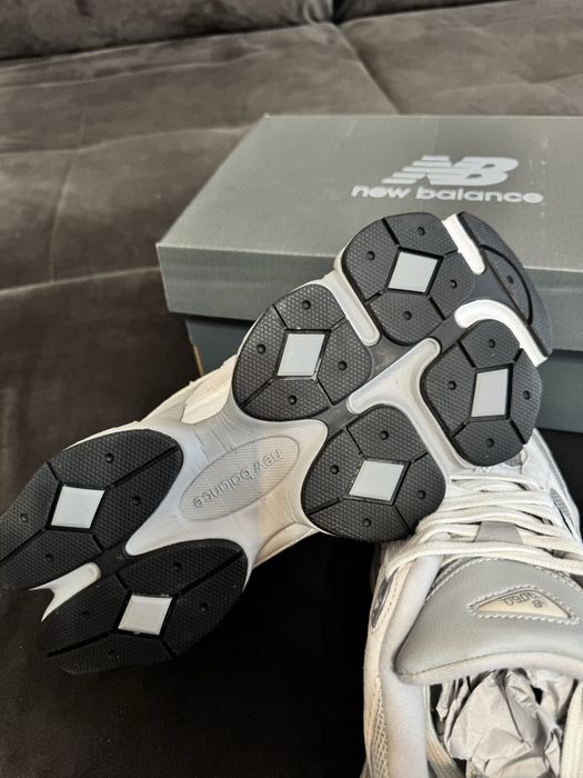 Adidasi New Balance U9060- full box/noi/size 38
