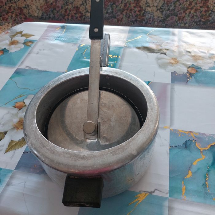 Продам пароварку в отличном состоянии