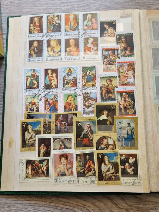 Класьор с пощенски марки