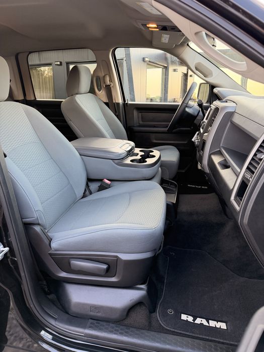 Dodge Ram 5.7 Hemi 4x4  An 2017 Autoutilitara  Inmatriculat