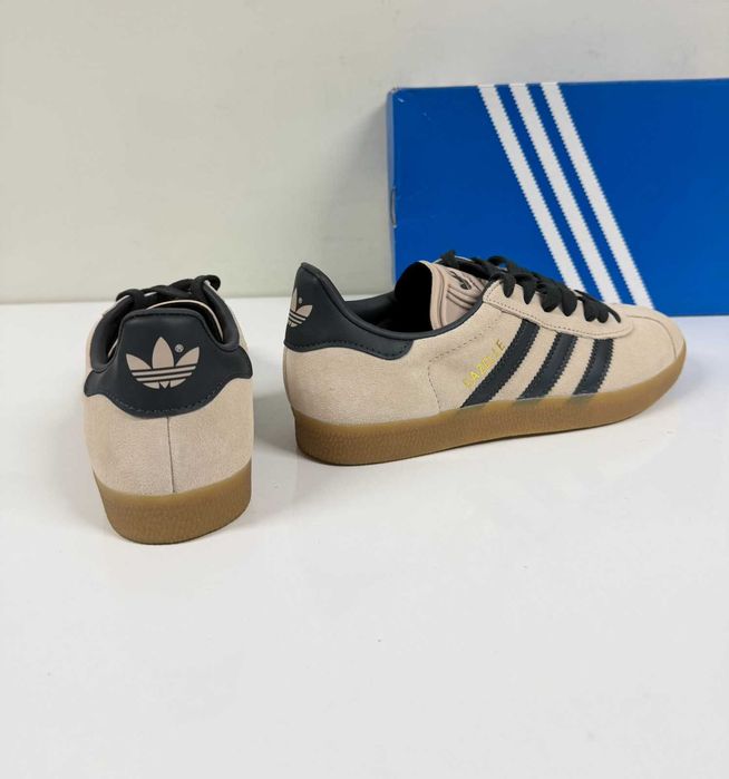 Adidas   Gazelle