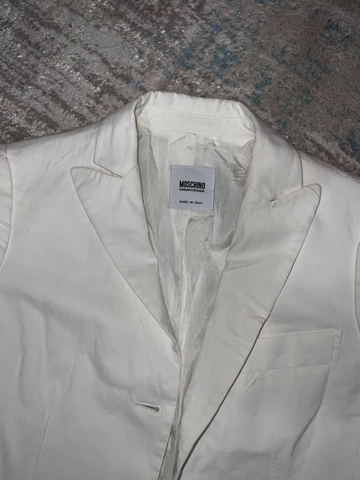Пиджак белый MOSCHINO