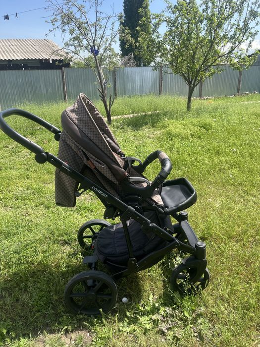 Коляска 2в1 почти новая