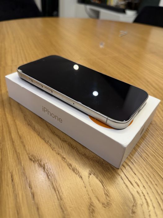 iPhone 15 Pro, White Titanium 128GB, impecabil