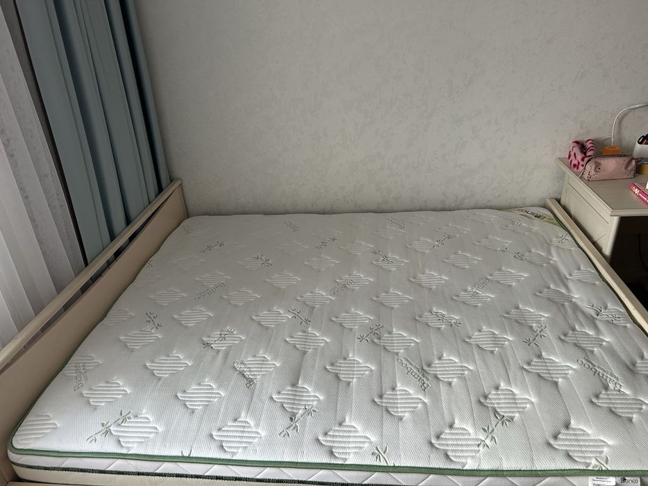 Продам Спальный гарнитур