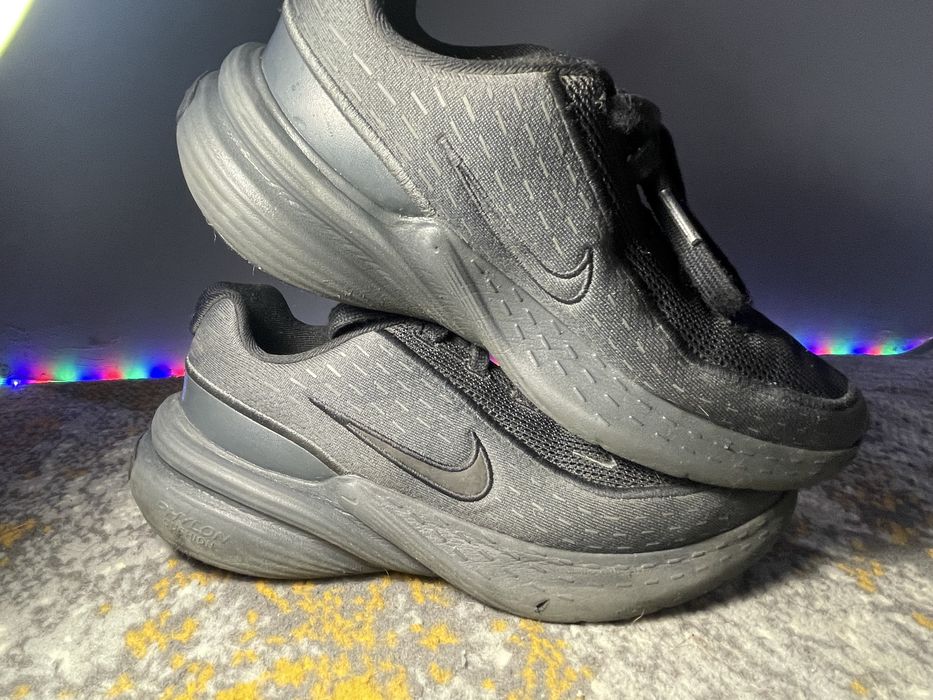 Обувки nike uplift SC