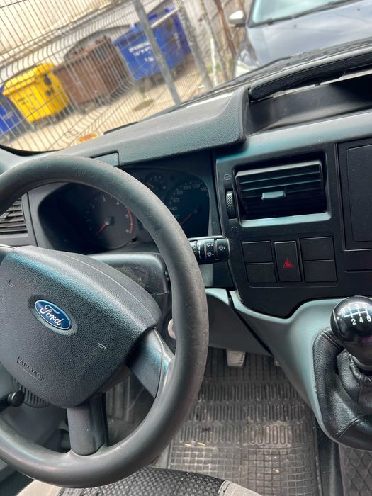 Ford Transit varianta lunga 2.2 2008
