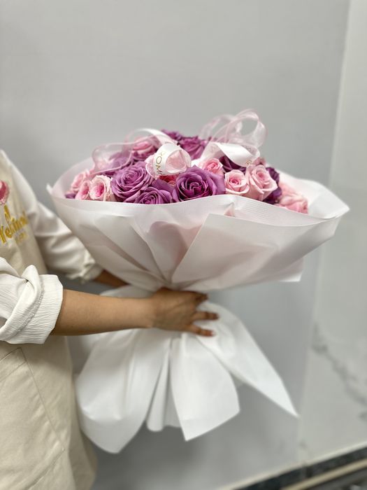 Цветый 45 шт  розы