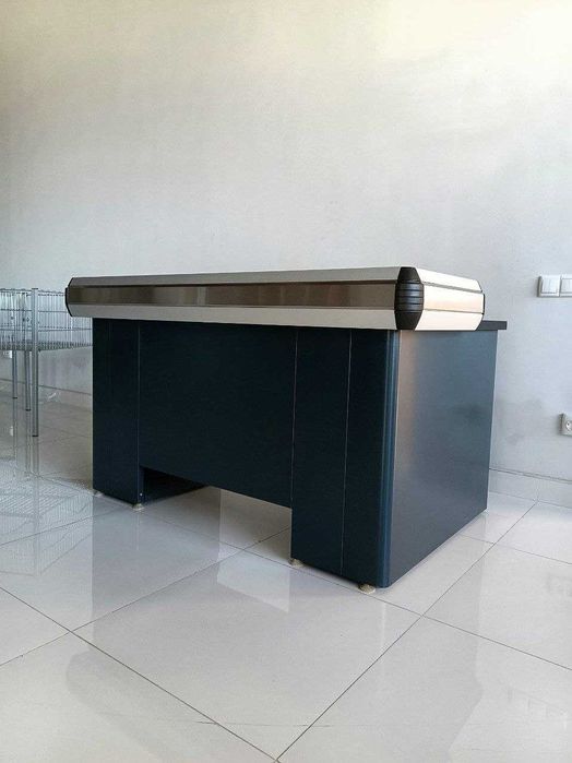 Кассовые столы для магазинов, под заказ