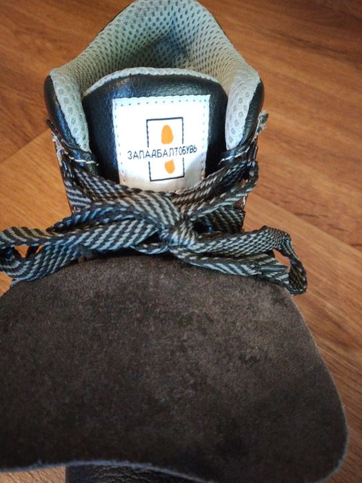 Продам рабочую обувь