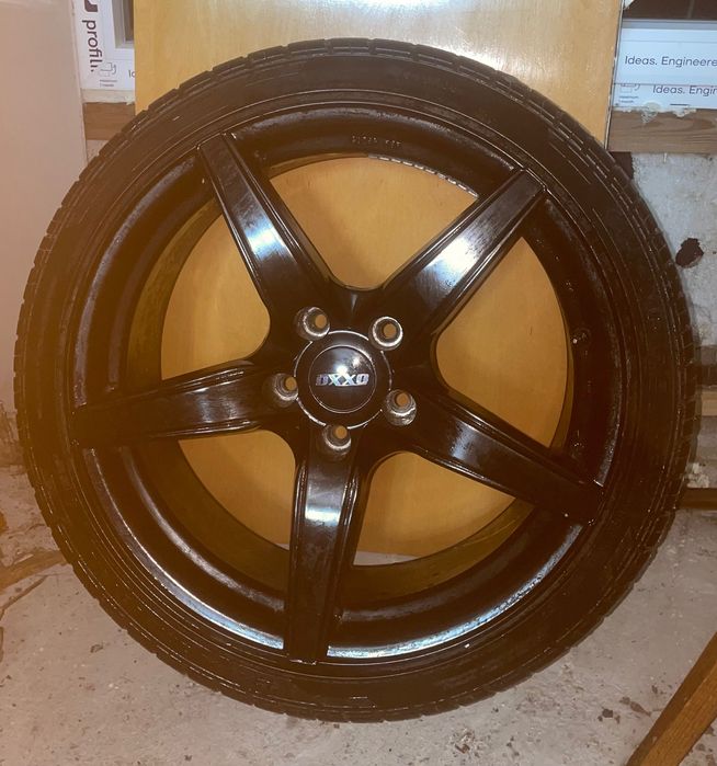 Гуми с Джанти 19