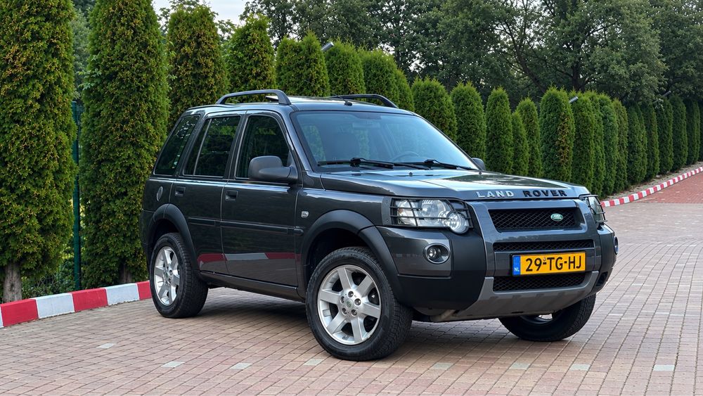Land Rover Freelander // 2.0 Diesel // 4x4 // Trapa // Harman Kardon