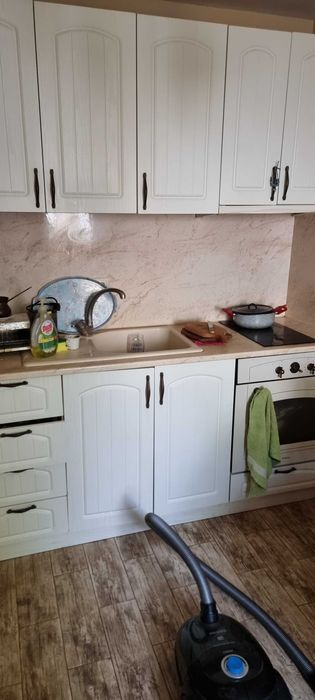 1829-Продава се двуетажна луксозна къща в кв. "Варош"