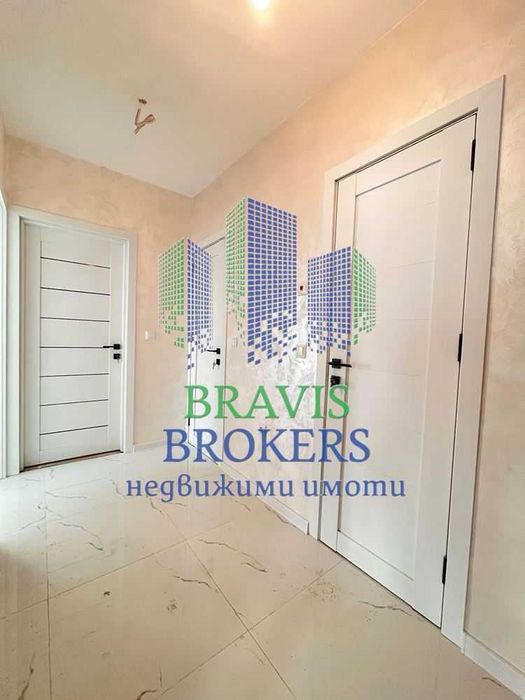 Продава се Тристаен апартамент в Варна, Бриз - 98 кв.м за 1909 €/кв.м - Снимка #4