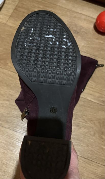 Продам зимние сапоги