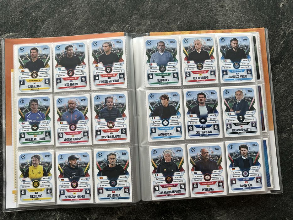 Set base complet Match Attax Extra 2025-2026 + Build a Baller