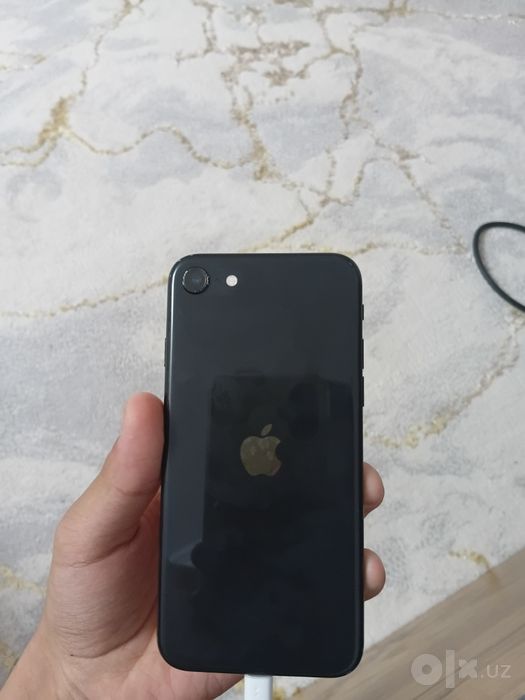 Iphone se 2022 hamma joy ishlaydi