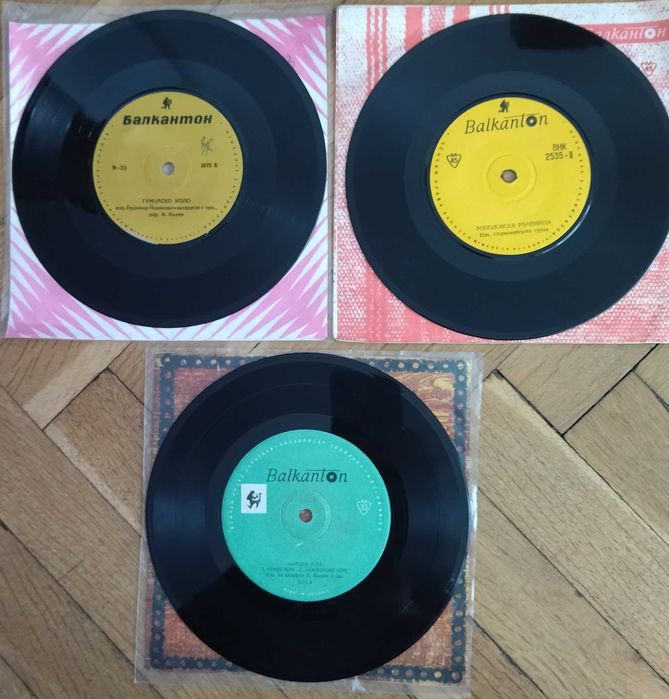 Плочи - малки и големи (Български и чужди изпълнители)(>5бр. - 2 лв.)