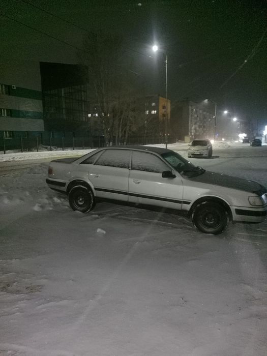 Ауди 100 с-4 продам