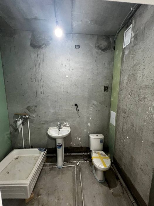 Срочно продается 1 комнатная квартира  Цена договорная