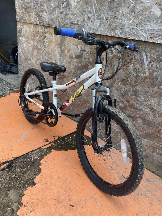 Bicicleta apollo wham roti 20” cu schimbator