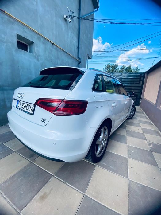 AUDI A3 Sportback 2015 — imagine 4
