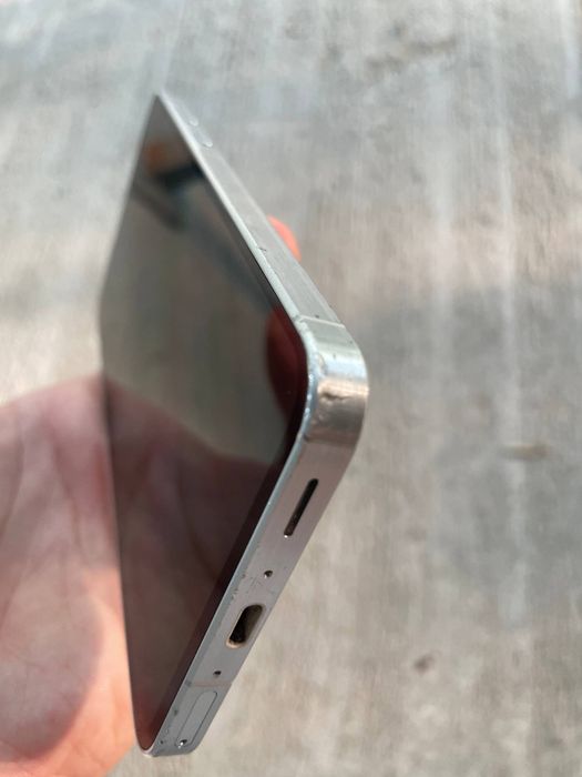 продается Samsung A56 8/256