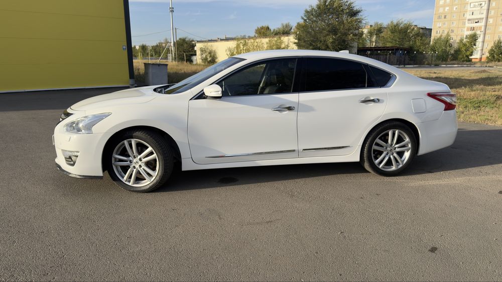 Продам Nissan Teana