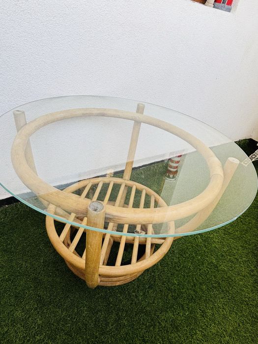 Градинска маса от естествен ратан