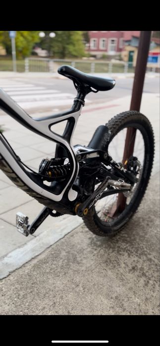 Dh колело demo 8 specialized