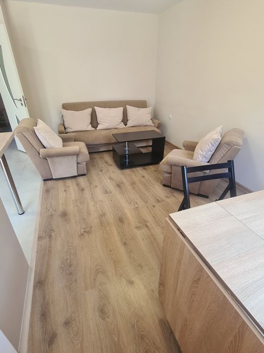 Дава се под наем Двустаен апартамент в Пловдив, Кючук Париж - 65 кв.м за 408 € - Снимка #3