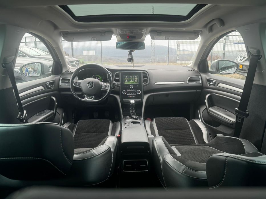 Renault Megan4GTline/1.5diesel/Panorama/Navigatie/Impecabil/FulLed/