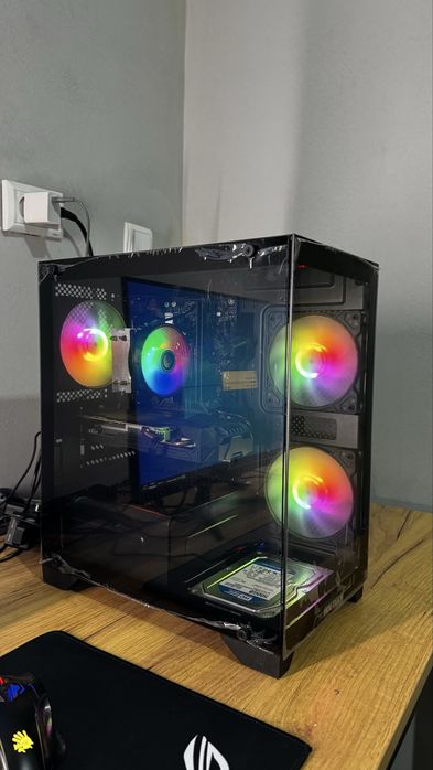 Core i3 9100 , 16GB Ram, GTX1060, SSD128+500GB