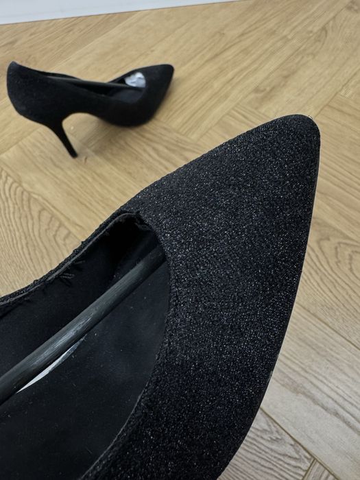 Новый туфли от Bershka