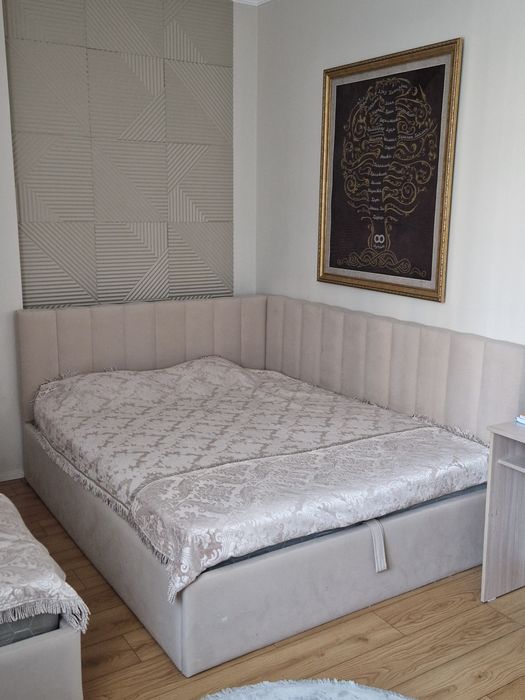 Кровать двуспальная