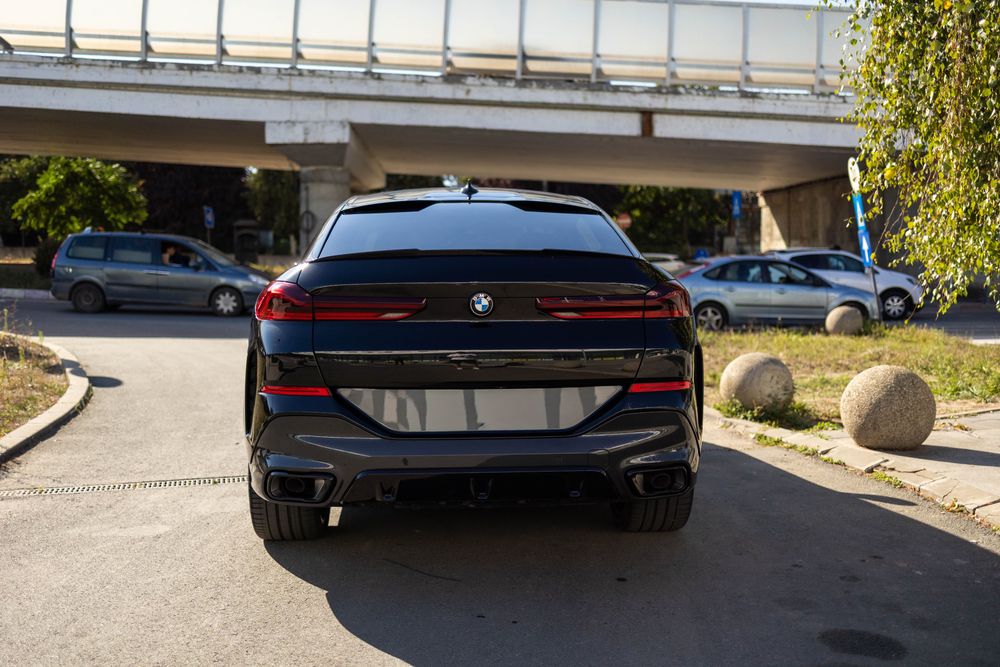 BMW X6 4.0D 340CP MHEV/M-PAK/INDIVIDUAL/SKY LOUNGE/360/SWAR/HEAD-UP/PANO/laser/ventilate/racire/comfort/unic propr/ca noua/posib credit/leasing/cash