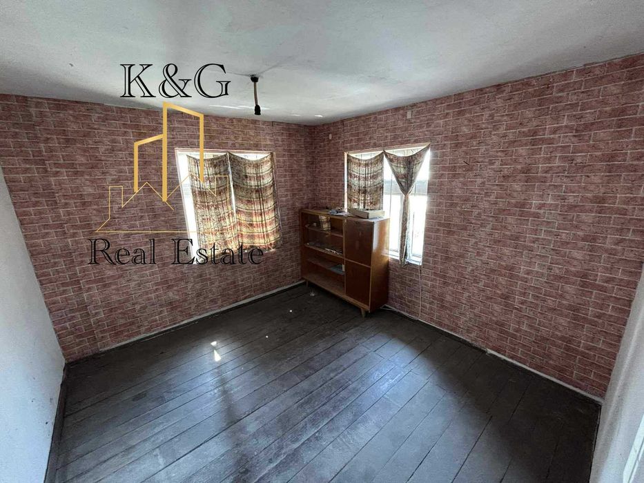 Продава се Къща в с. Дряновец, Област Разград - 60 кв.м за 782 €/кв.м - Снимка #2