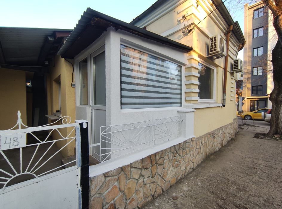 Дава се под наем Къща в Добрич, Център - 56 кв.м за 309.06 € - Снимка #3