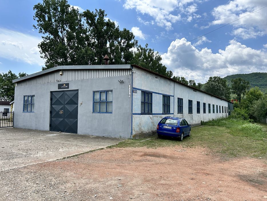 Închiriez proprietate industrială – Hală 2.500 mp + teren 6.100 mp – Satuc, Berca, jud. Buzău