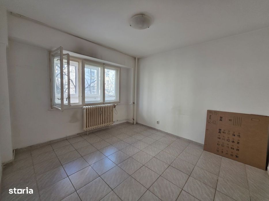 3 camere Bvd Chisinau | Bloc 1986  | anvelopat
