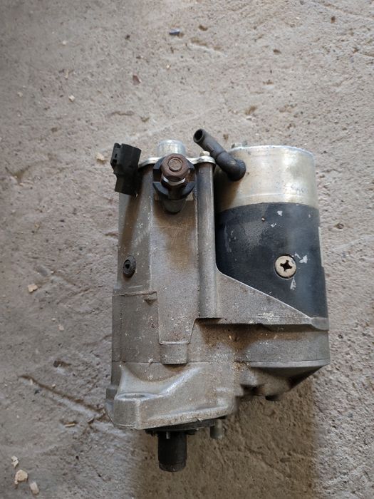 Стартер Тойота Хайлюкс