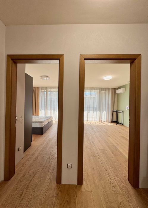 Дава се под наем Тристаен апартамент в София, 7-ми 11-ти километър - 130 кв.м за 1895.16 € - Снимка #22