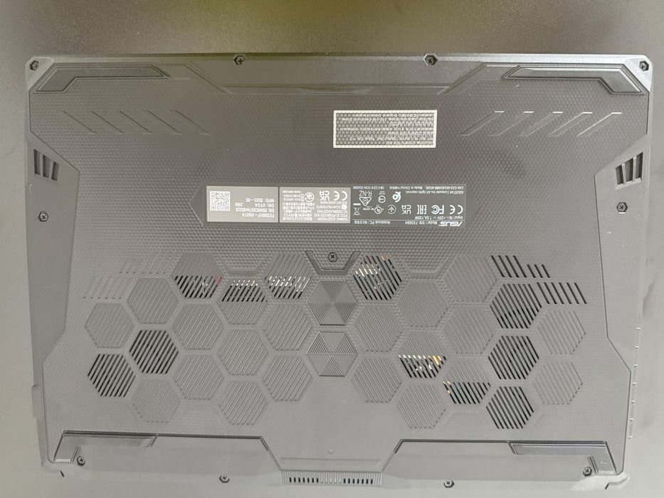 Laptop gaming asus tuf F15 FX506HF + 1 an garantie
