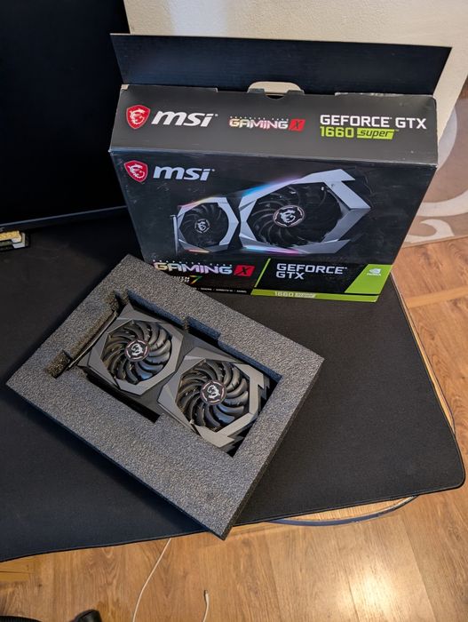 Vând placa video Nvidia GeForce GTX 1660 Super Msi gaming X
