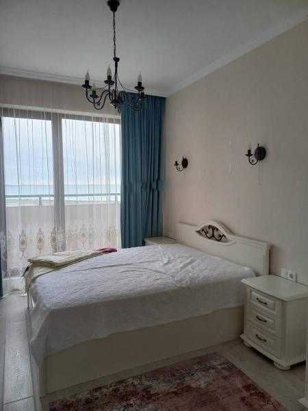 Дава се под наем Тристаен апартамент в Бургас, Зорница - 135 кв.м за 1530 € - Снимка #4