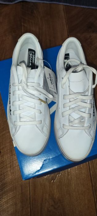 Кеды кожаные adidas, размер 37.5