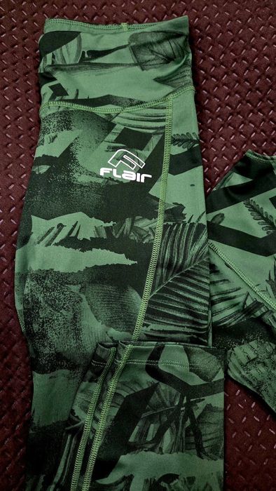 Комплект от 3 части Flair