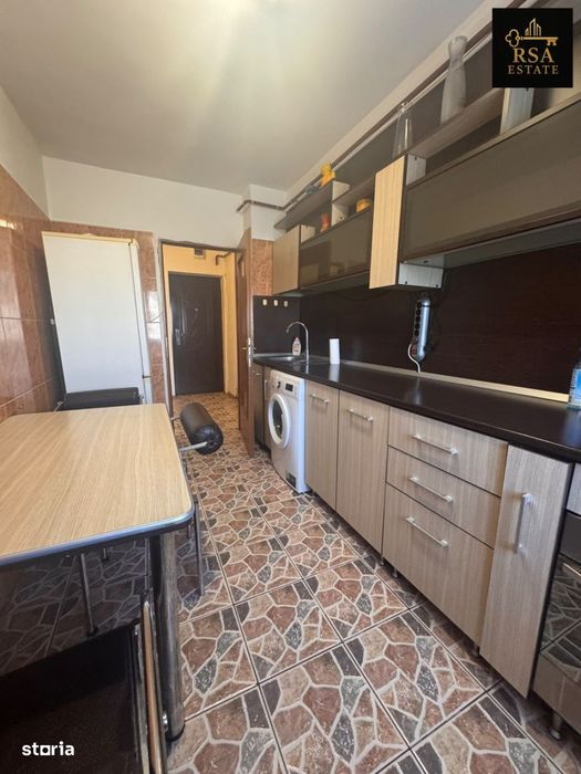 Apartament cu 2 camere de inchiriat etaj 3 zona Centrala Rm. Valcea